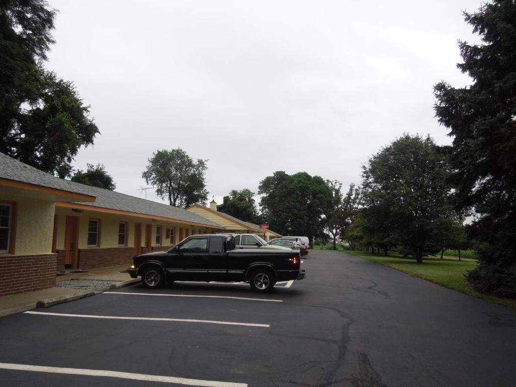 Sentinel Motel West Chester Exterior foto
